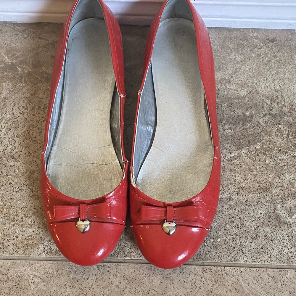Coach flats